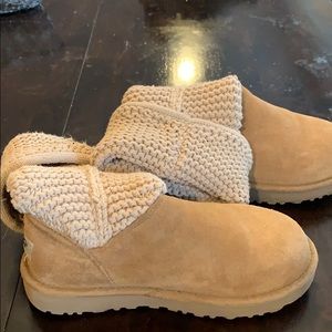 Women’s Ugg boot 7.